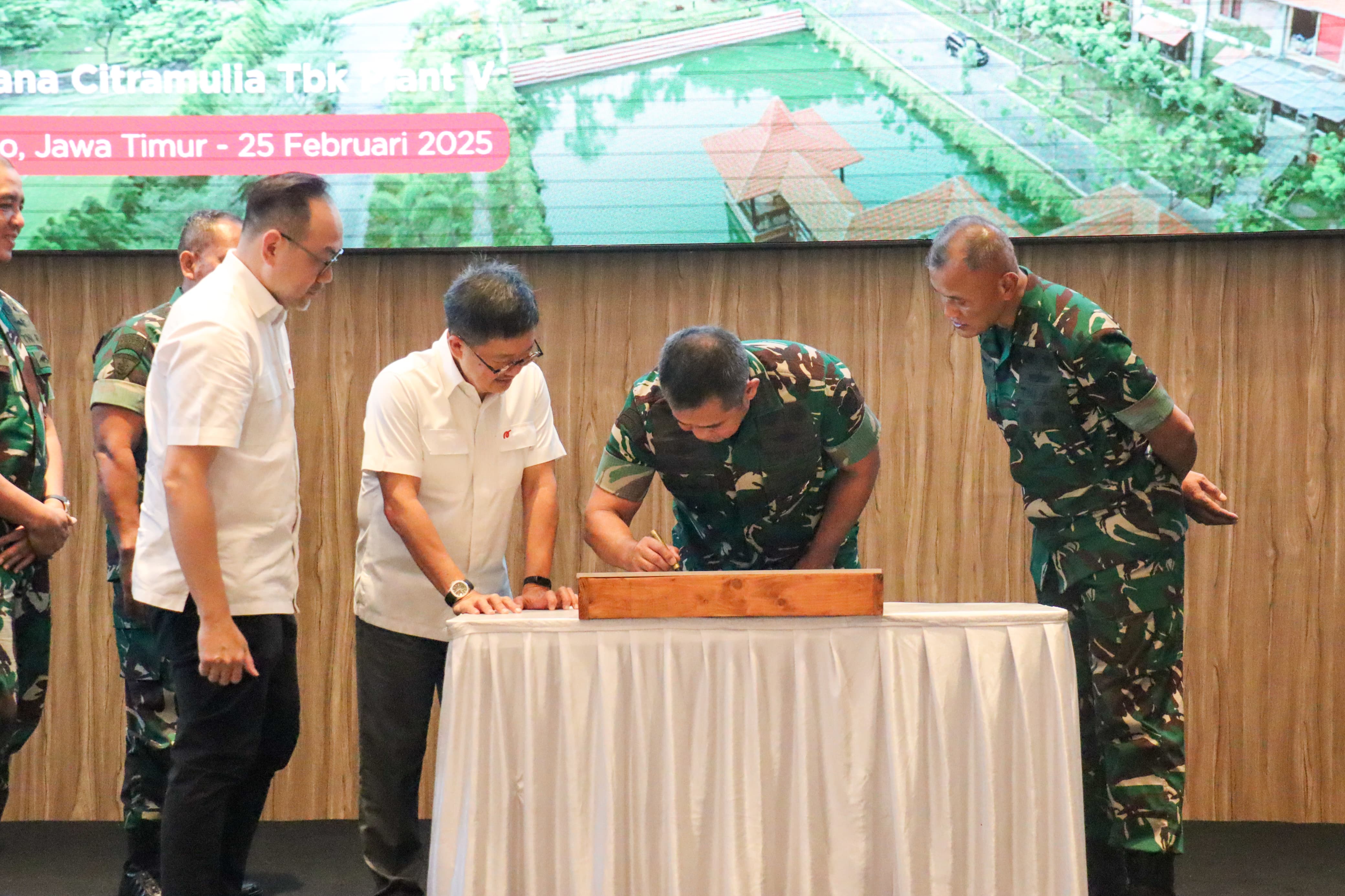 Plant 5B Extension Arwana Ceramics Inauguration by the Chief of Staff of the Indonesian Army